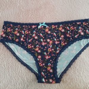 Plus size Intimates